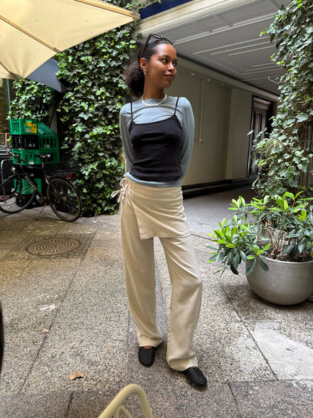 Kamira-F_Natural Linen_Content_0